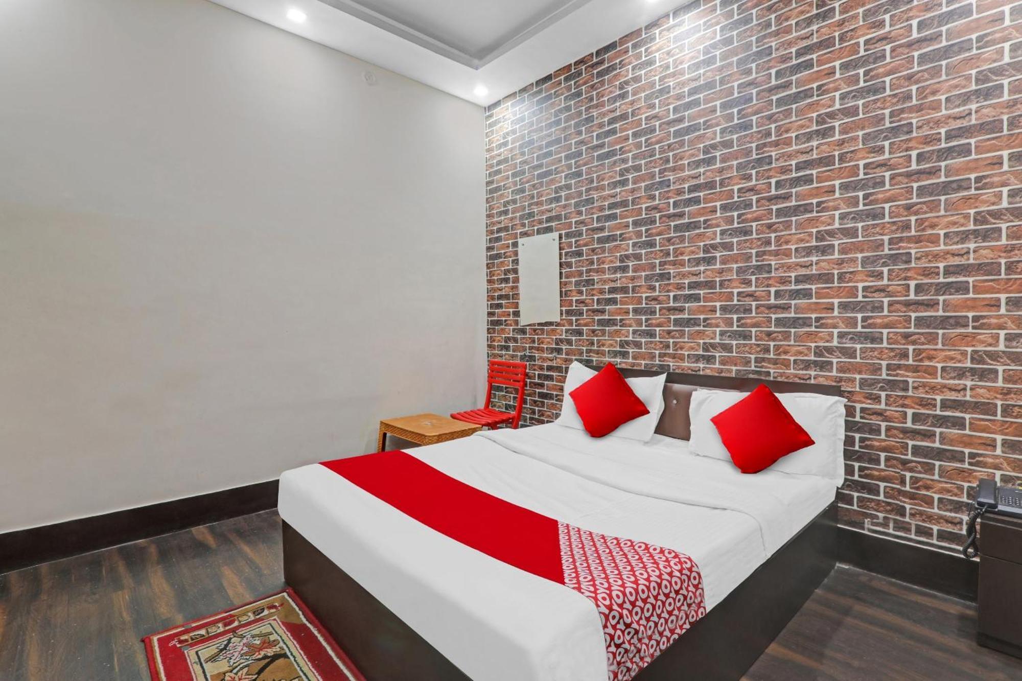 Hotel O New Pacifica Grand Near Phoenix United Lucknow Bagian luar foto